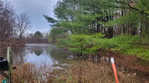 School House Road, Frazeysburg, OH 43822