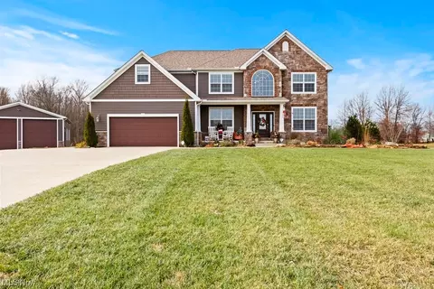 41330 Mills Cir, Lagrange, OH 44050