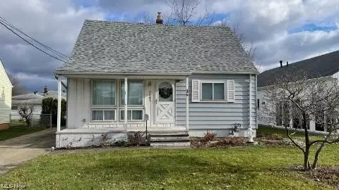 5263 W 151st St, Brook Park, OH 44142