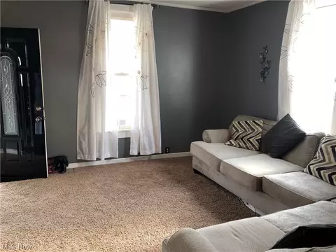 154 Warren Ave, Barnesville, OH 43713 photo 5