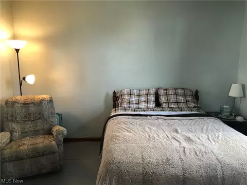 154 Warren Ave, Barnesville, OH 43713 photo 13