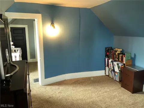 154 Warren Ave, Barnesville, OH 43713 photo 20
