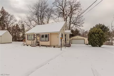 78 Prentice Rd, Painesville, OH 44077