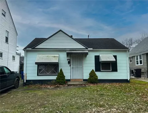 3843 Brookside Blvd, Cleveland, OH 44111