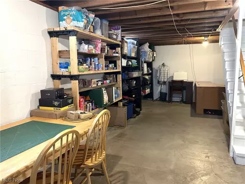 110 Wayne Ave, Creston, OH 44217 photo 16