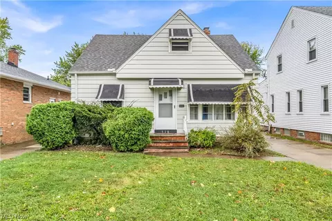318 E 248th St, Euclid, OH 44123