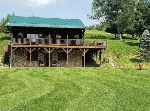 3994 County Road 271, Coshocton, OH 43812