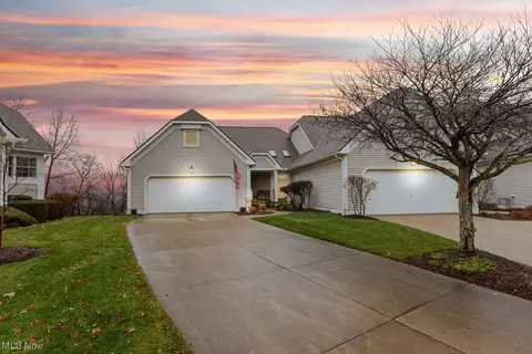 417 Shannon Dr, Wadsworth, OH 44281