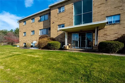 5200 Royalton Rd #C1, North Royalton, OH 44133