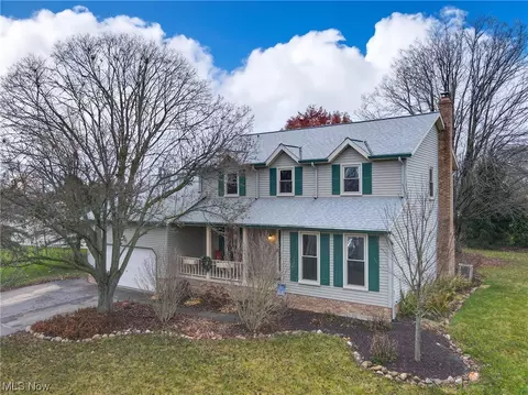 5085 Heather Ann Cir, Stow, OH 44224