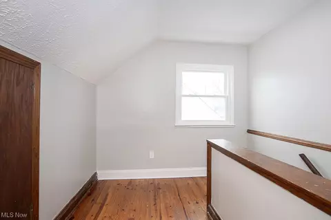 325 E 232 St, Euclid, OH 44123 photo 14