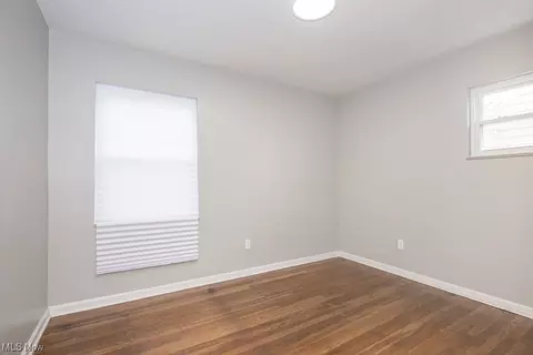 325 E 232 St, Euclid, OH 44123 photo 6
