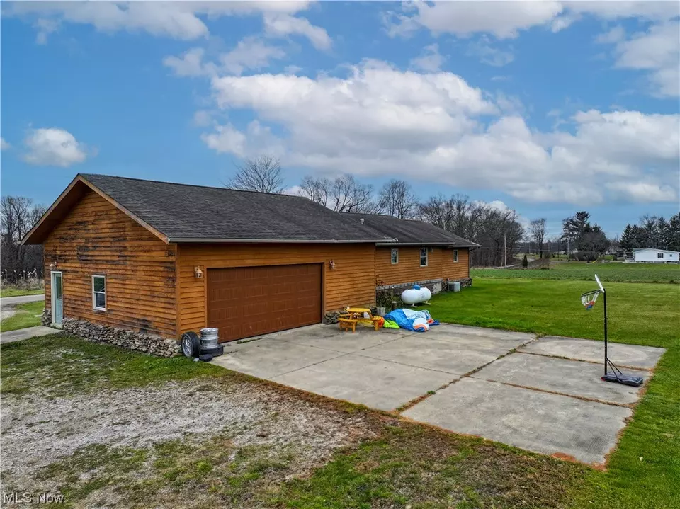 12701 County Road 6, Killbuck, OH 44637 11 Photos Movoto