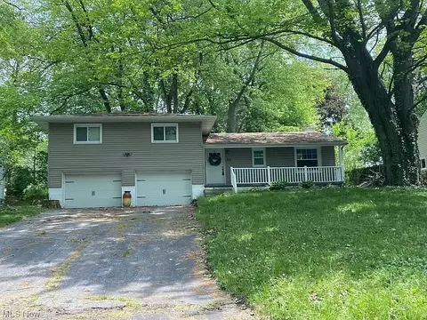 373 Mineola, Akron, OH 44313