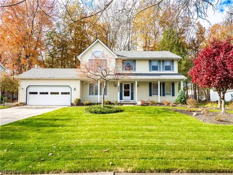 6860 S Camelot, Mentor, OH 44060
