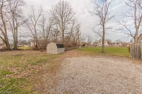 118 Franklin Ave, Elyria, OH 44035 photo 31
