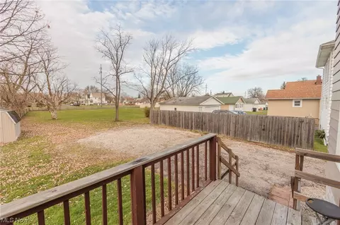 118 Franklin Ave, Elyria, OH 44035 photo 32