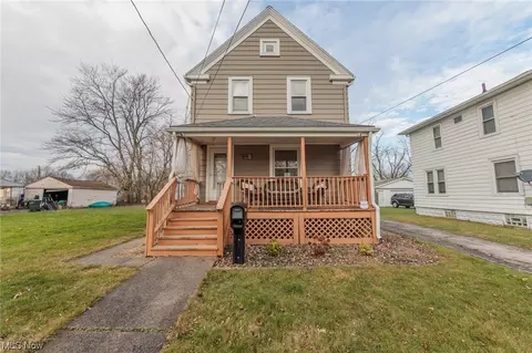 118 Franklin Ave, Elyria, OH 44035