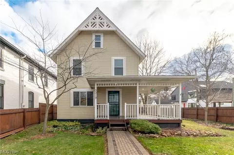3019 Chatham, Cleveland, OH 44113