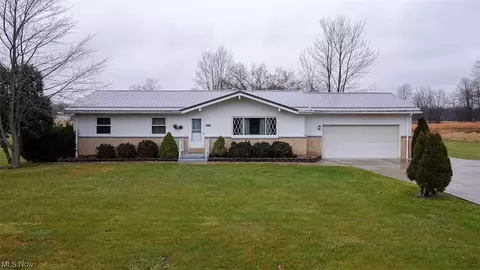 4400 Herner County Line Rd, Southington, OH 44470