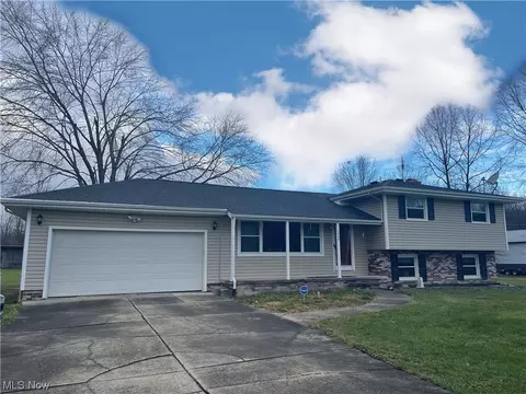 1888 N Duck Creek Rd, North Jackson, OH 44451