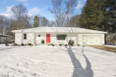 43 Norton Heights Dr, Peninsula, OH 44264