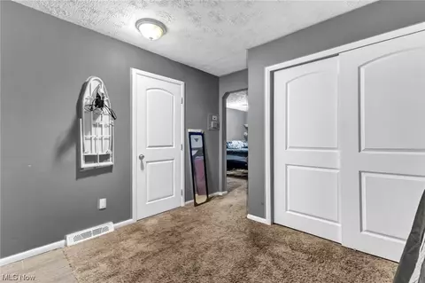 3225 Coventry, Parma, OH 44134 photo 22