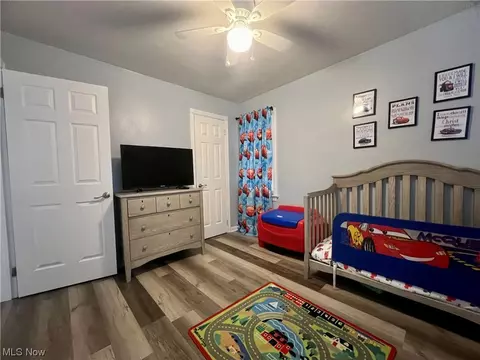 229 Hilliard Rd, Elyria, OH 44035 photo 8
