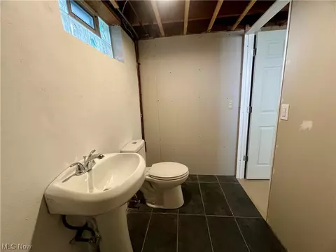 229 Hilliard Rd, Elyria, OH 44035 photo 18