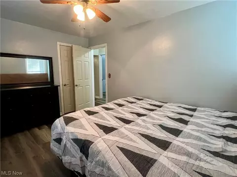 229 Hilliard Rd, Elyria, OH 44035 photo 7