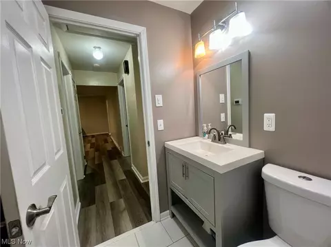229 Hilliard Rd, Elyria, OH 44035 photo 13