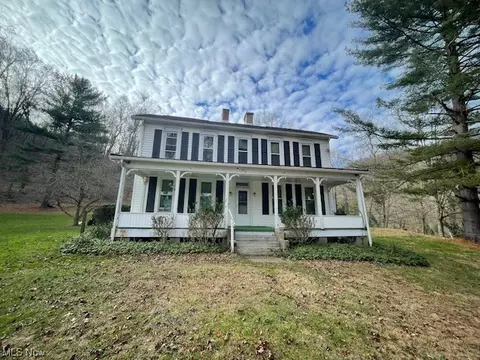 52279 Bares Run Rd, Hannibal, OH 43931