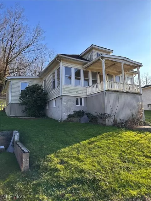 60 Louise Ave, West Union, WV 26456