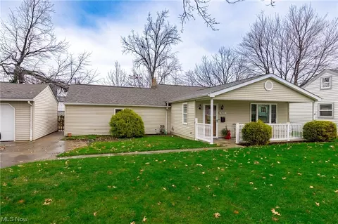 30223 Thomas, Willowick, OH 44095