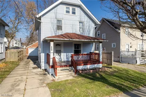 469 Cole Ave, Akron, OH 44301