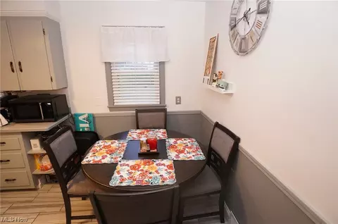 7015 Amherst, Youngstown, OH 44512 photo 9