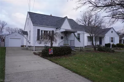 7015 Amherst, Youngstown, OH 44512