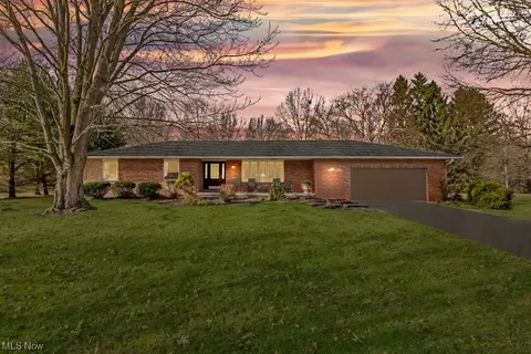 10940 12th St, North Benton, OH 44449