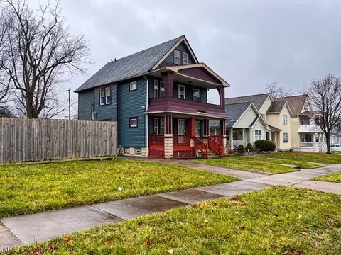 10302 Manor Ave, Cleveland, OH 44104
