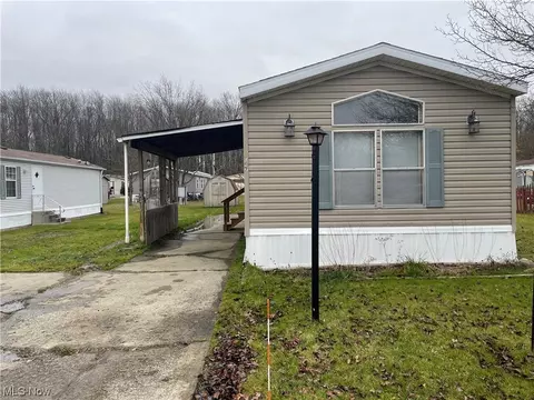 197 Garfield Ln, Jefferson, OH 44047