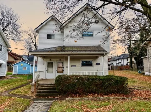 1614 Erie S, Massillon, OH 44646