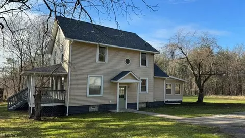 12610 Main Market, Burton, OH 44021