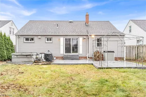 731 E 263rd St, Euclid, OH 44132 photo 31