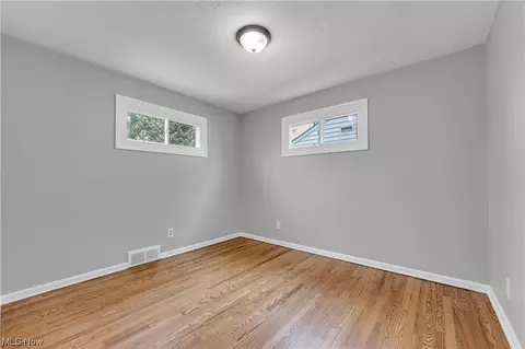 731 E 263rd St, Euclid, OH 44132 photo 15