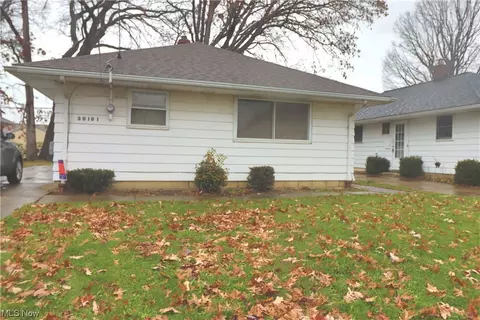30101 Regent Rd, Wickliffe, OH 44092