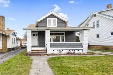 3561 Warren Rd, Cleveland, OH 44111