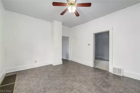 249 Gates, Elyria, OH 44035 photo 8