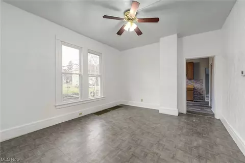 249 Gates, Elyria, OH 44035 photo 7