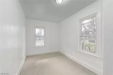 249 Gates, Elyria, OH 44035 photo 11