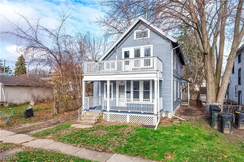 249 Gates, Elyria, OH 44035 photo 2